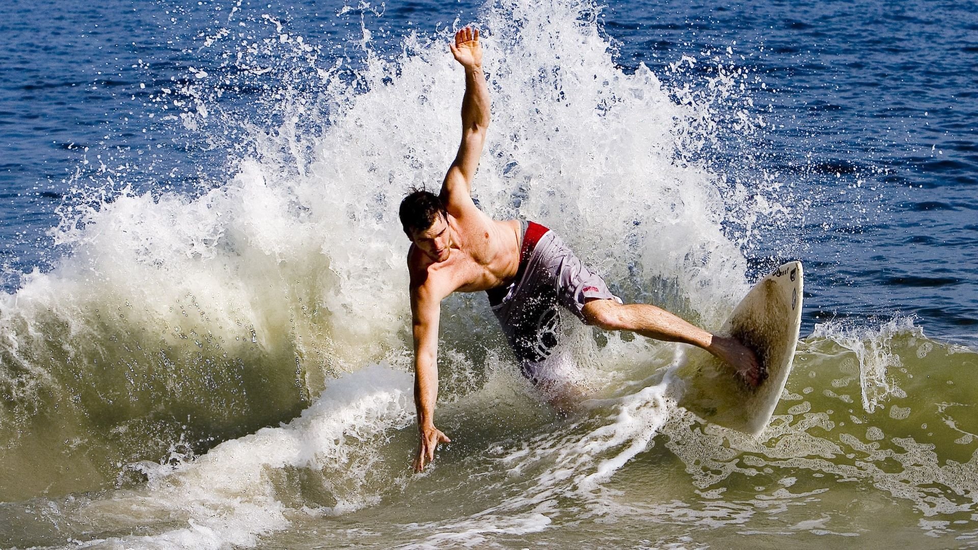 从拉沃尔杯横扫到年终总决赛，鲁德如何点燃赛场，重塑网球叙事